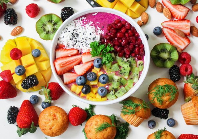 Bowl of fruit for healthy eating